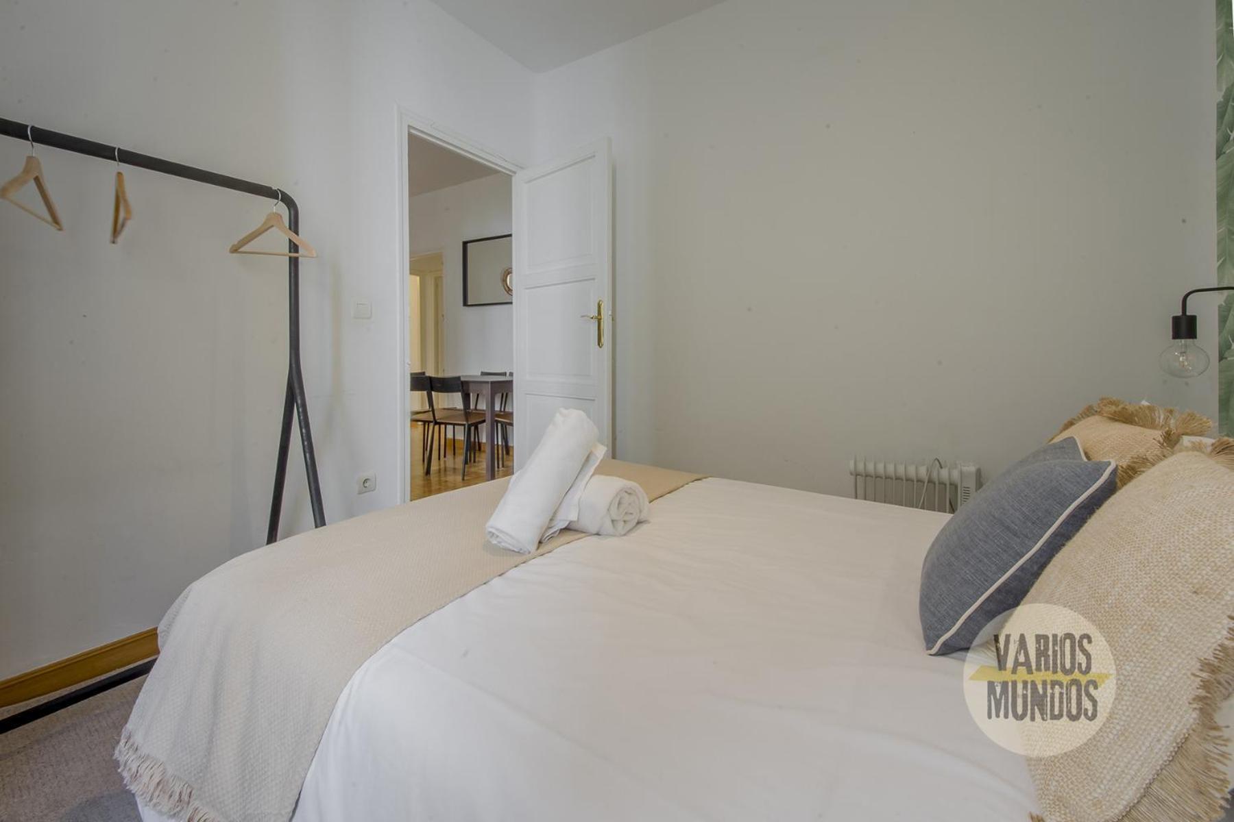 Apartment Centrico Apt En La Calle Toledo 77 Madrid