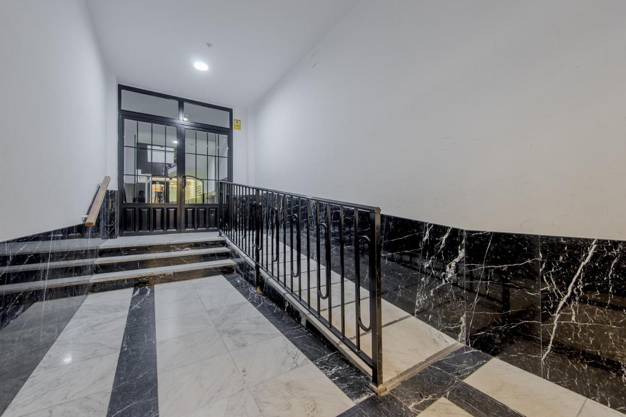 Apartamento Encantador Piso En La Latina - Centro Madrid