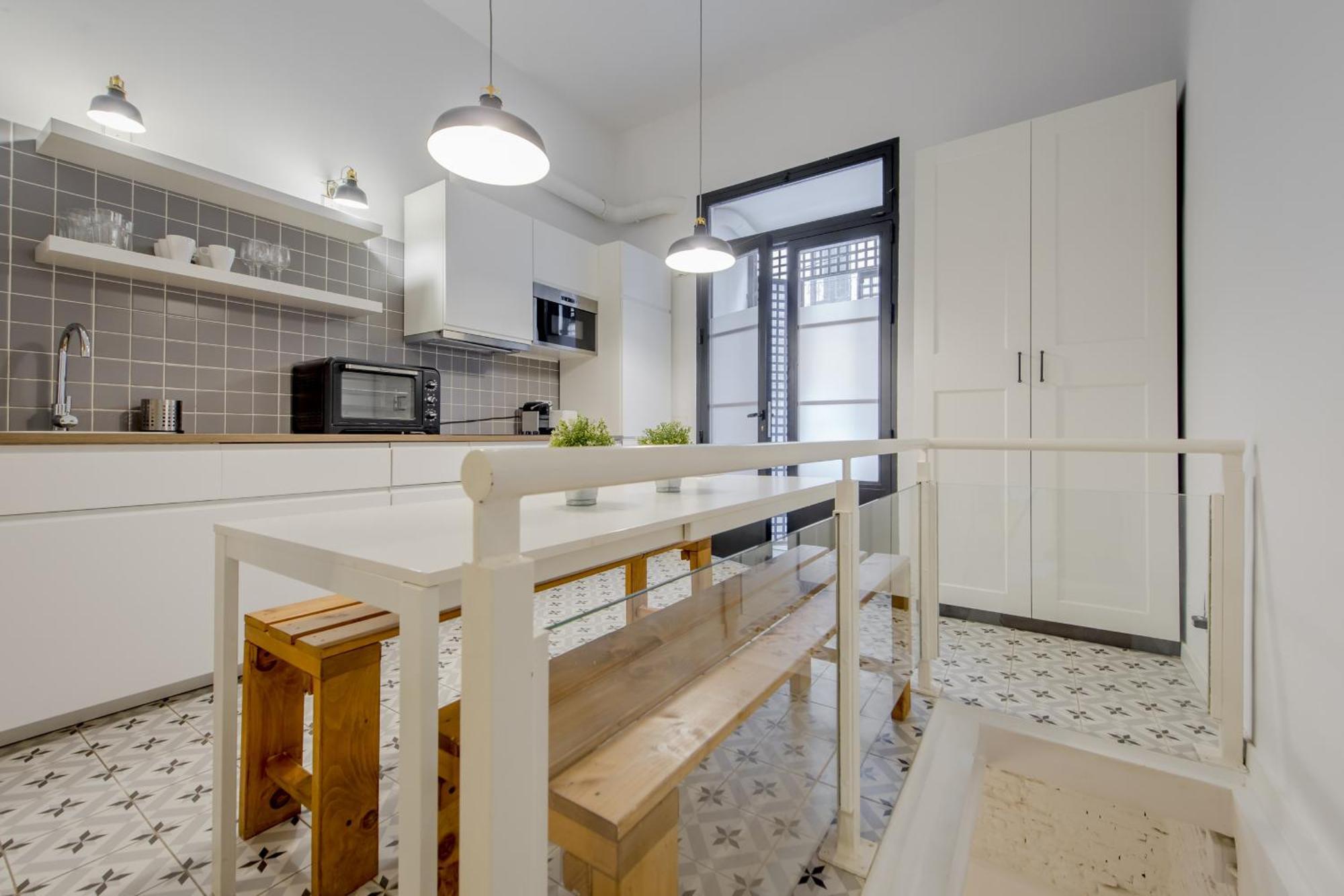 Modern 7pax En Chamberi-ponzano *