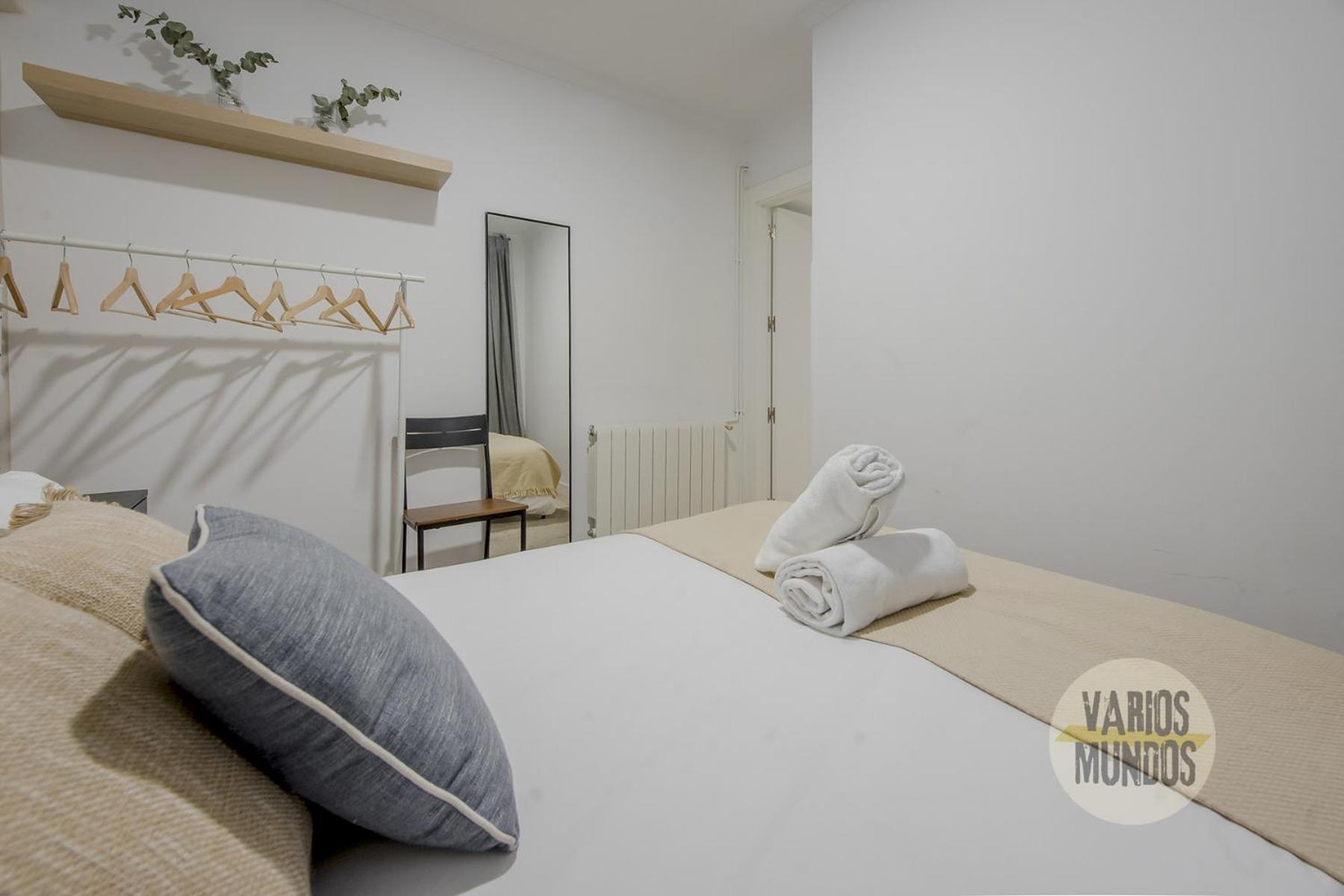 Nuevo De 9pax En La Cava Alta Centro De E1 Apartamento Madrid