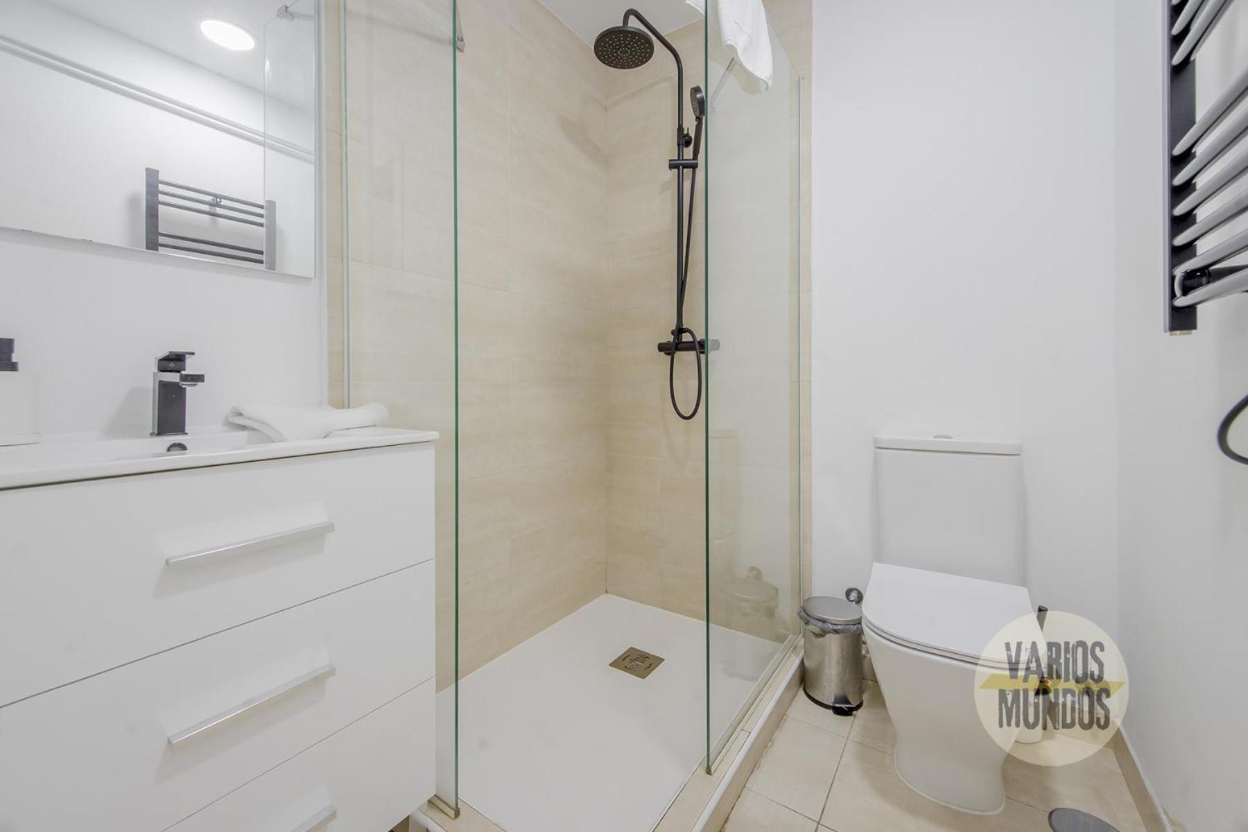 Apartamento Nuevo De 9pax En La Cava Alta Centro De E1 *