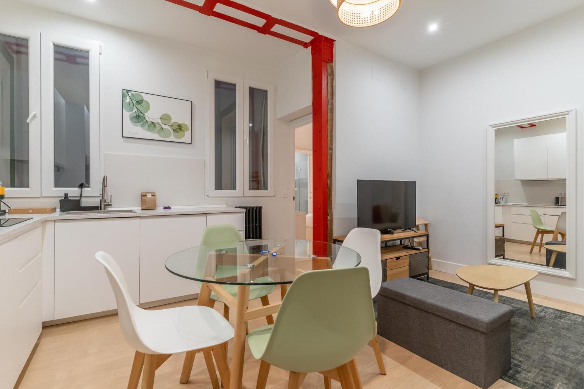 Cozy And Central-1bd 1bth- Cortes Apartamento *