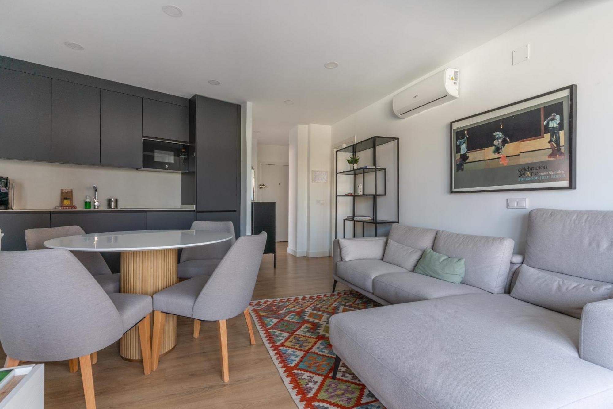 Apartamento Bright With Terrace- 2bd 2bth- Salamanca Madrid