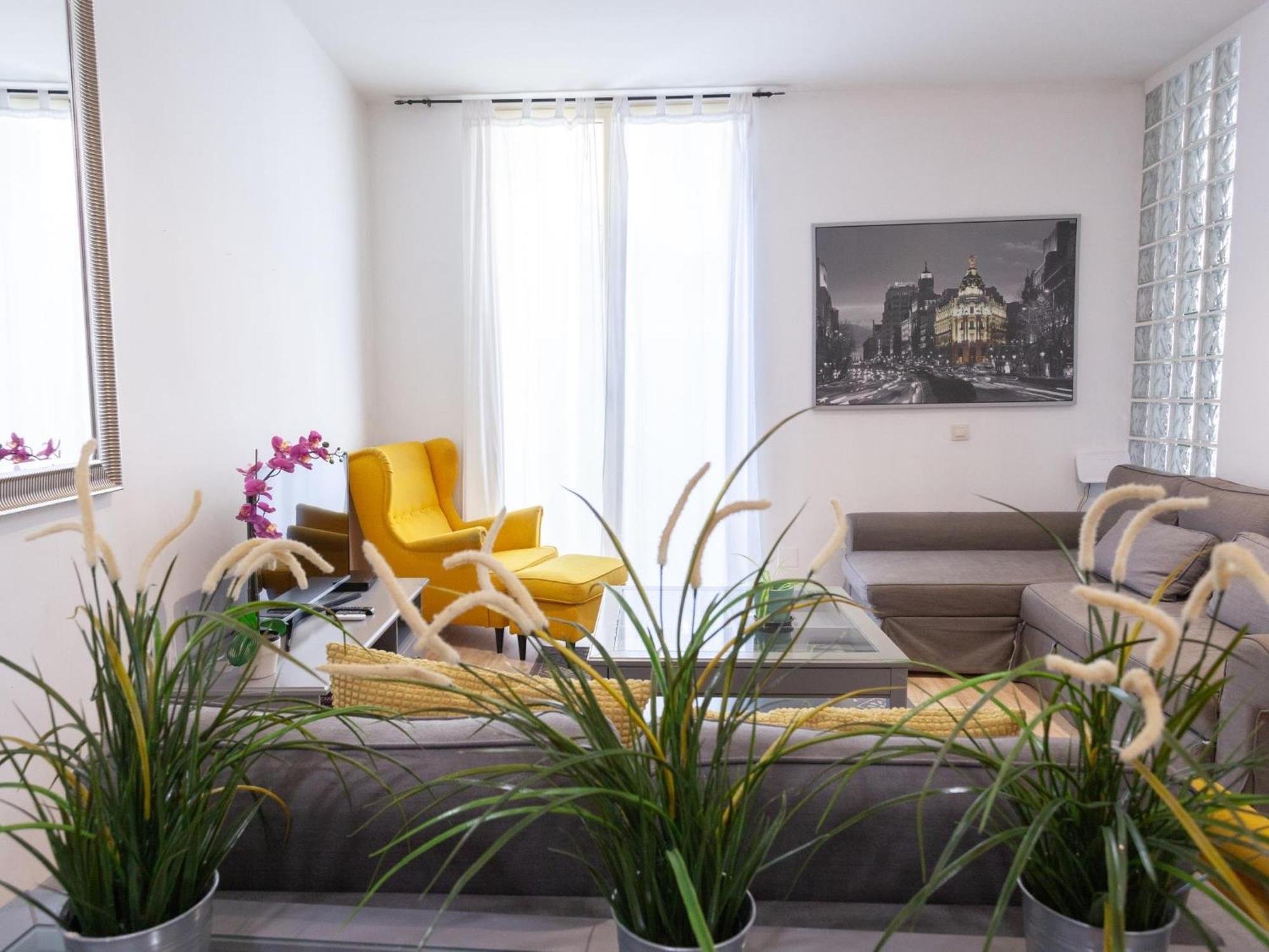 Enorme Y Acogedor Piso En La Puerta Del Sol Apartamento