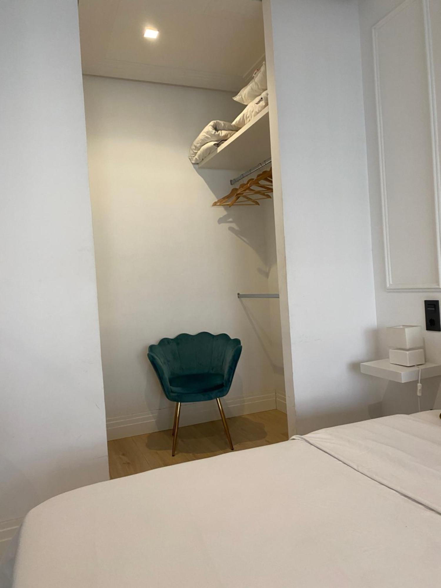 Lujoso Apto Paseo Del Prado Apartamento Madrid