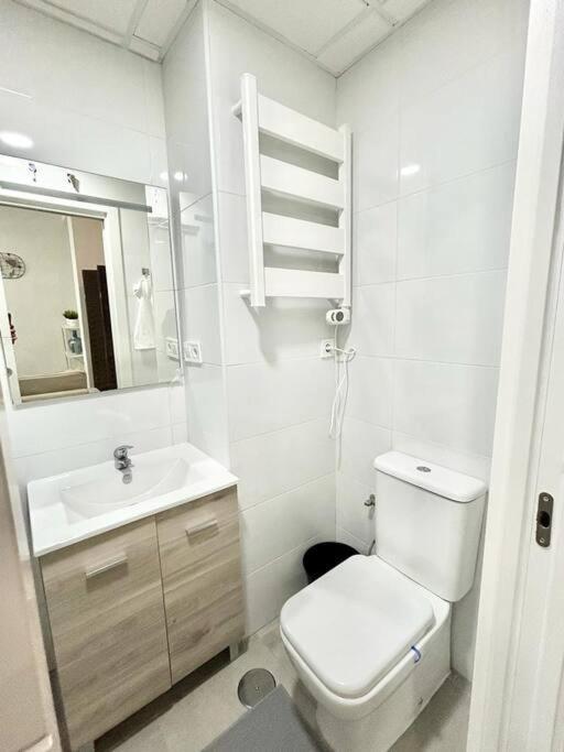 Apartamento Metro Avenida De America 01 Madrid