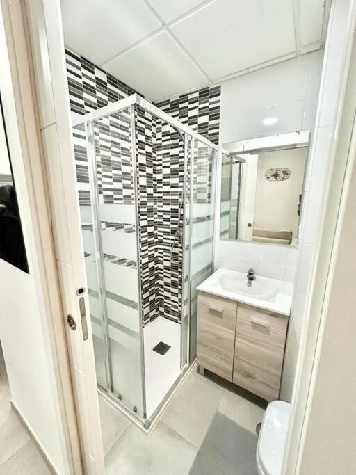 Apartamento Metro Avenida De America 01