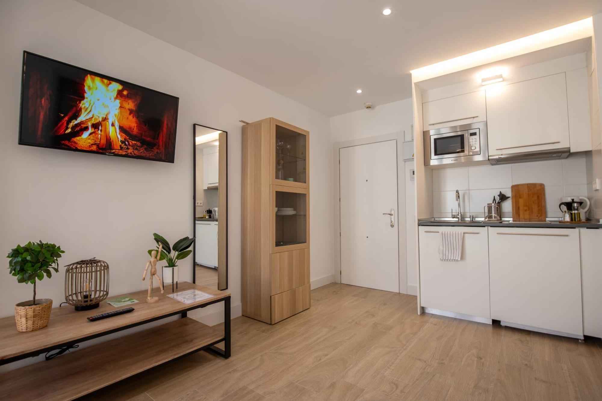 Apartamento Edificio Leganitos Xv Madrid