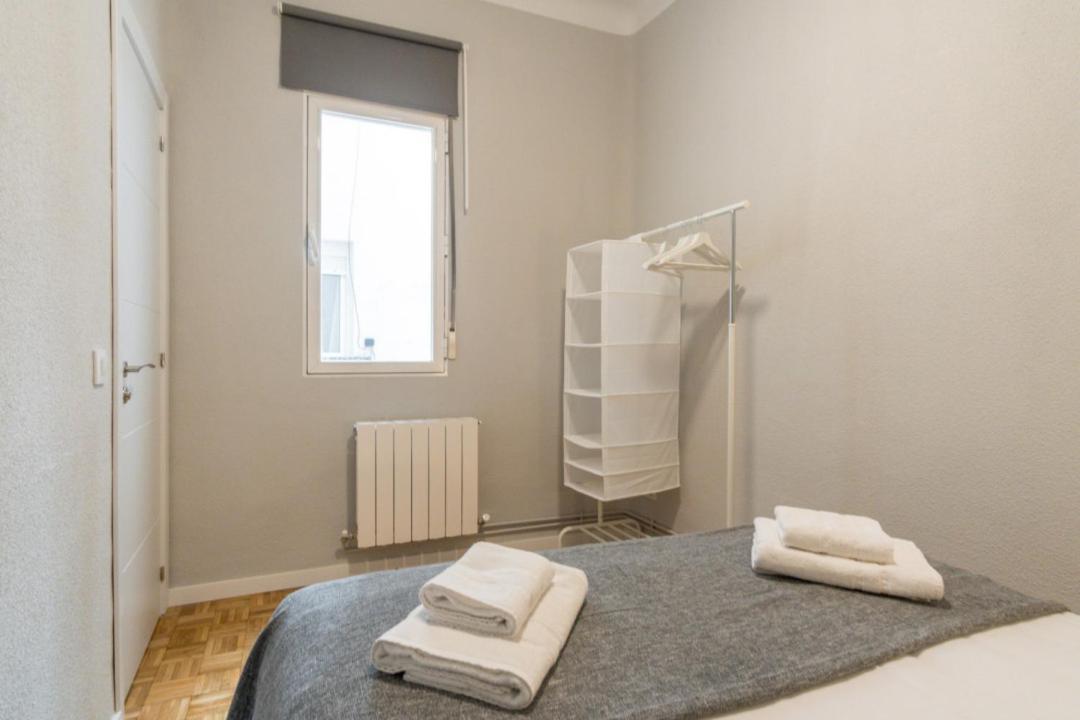 Apartamento Wide & Modern- 3bd 1bth- Delicias *