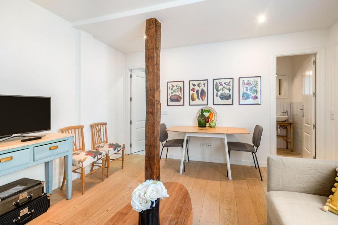 1 Bedroom 1 Bathroom Furnished - Malasana - Modern In Downtown Area - Mintystay * Madrid