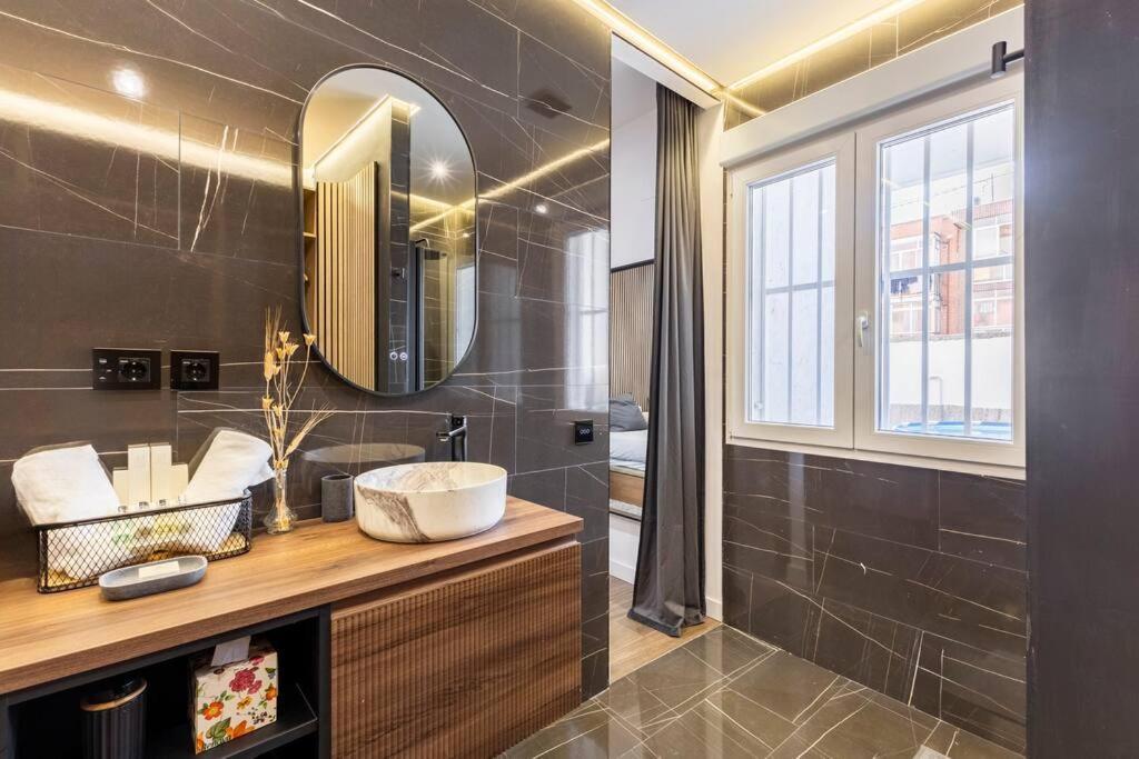 Luxury And Elegant Apartamento Madrid