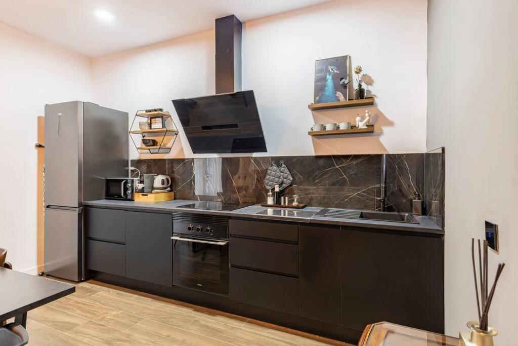 Luxury And Elegant Apartamento Madrid