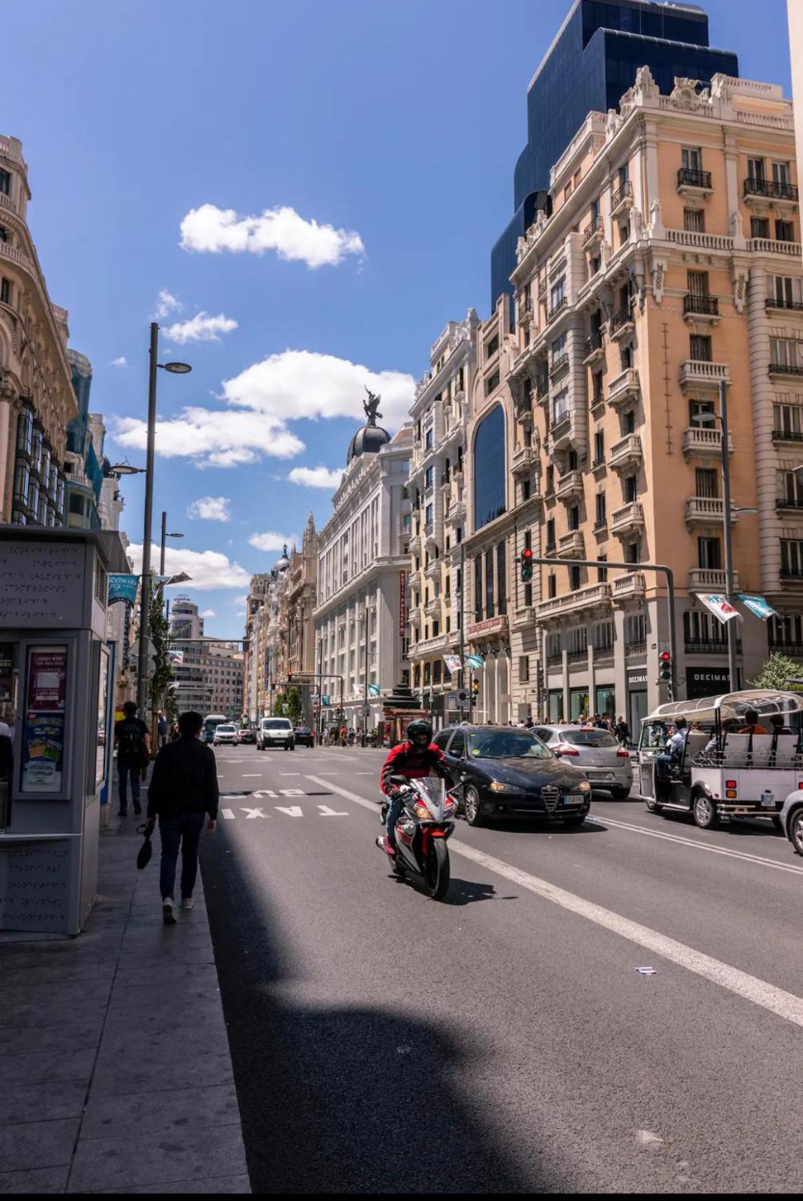 Estudio Plaza Neptuno Apartamento
