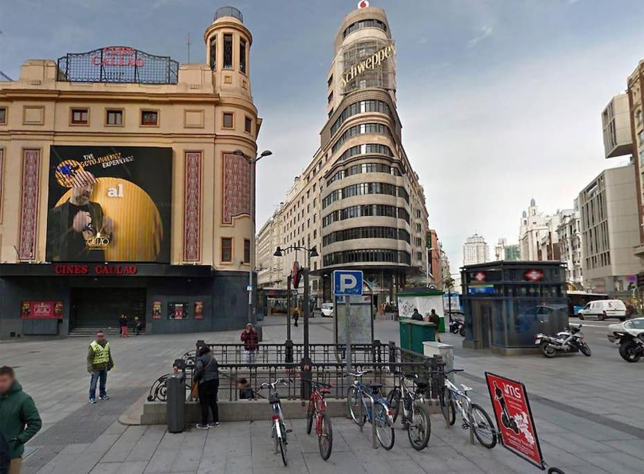 Punta Me In The Location In Downton Madrid