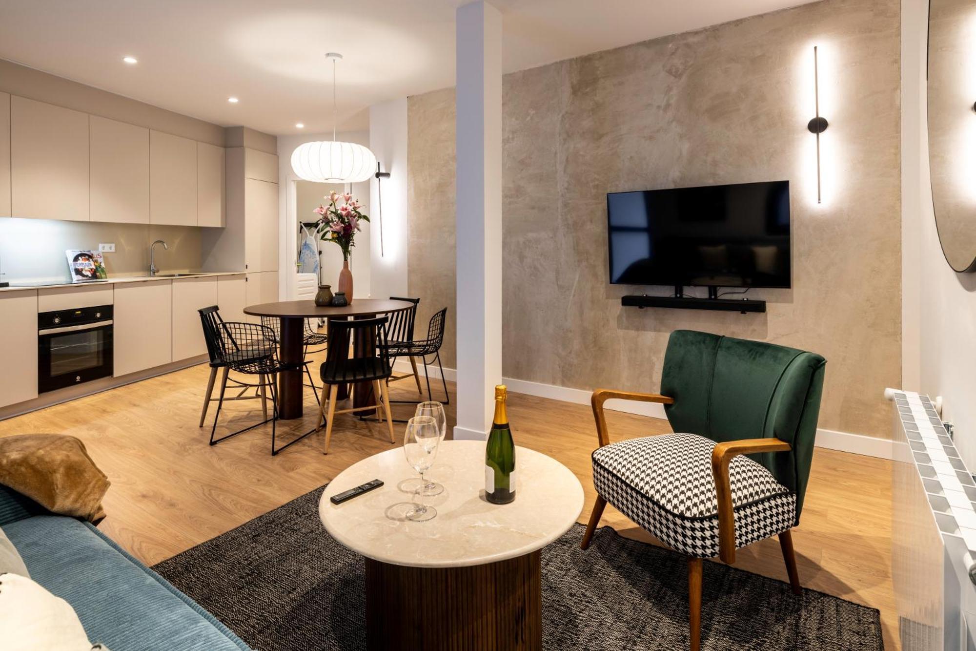 New Designed Flat 3 Bedrooms 2 Showers Apartamento