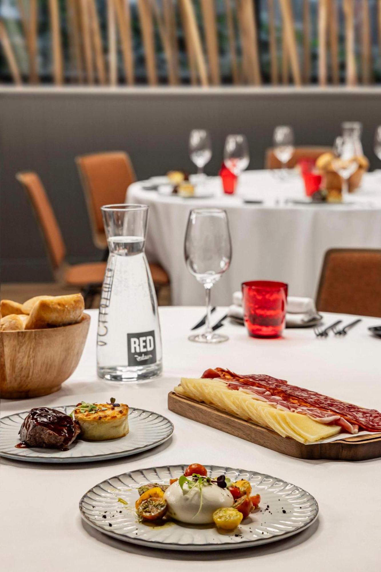 Radisson Red Hotel Madrid