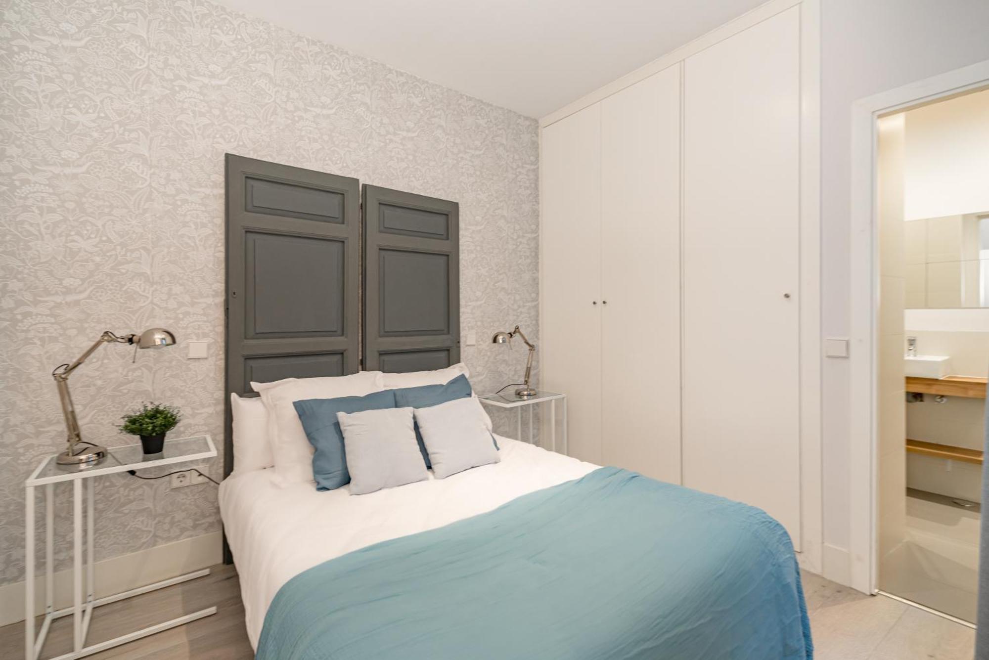 Apartamento Lalatina Ii Calle Almendro 3br 2bh Madrid