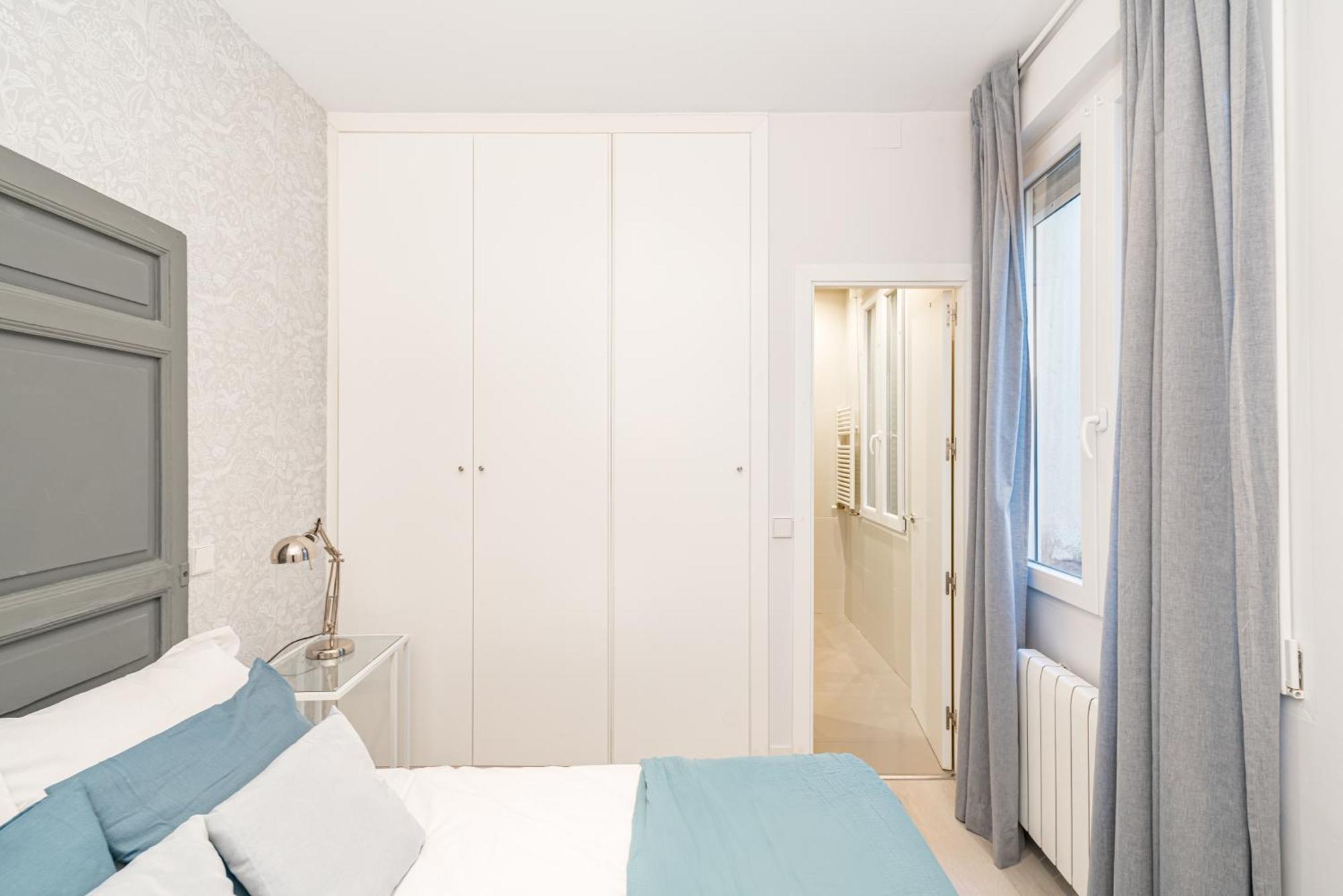 Lalatina Ii Calle Almendro 3br 2bh Apartamento *