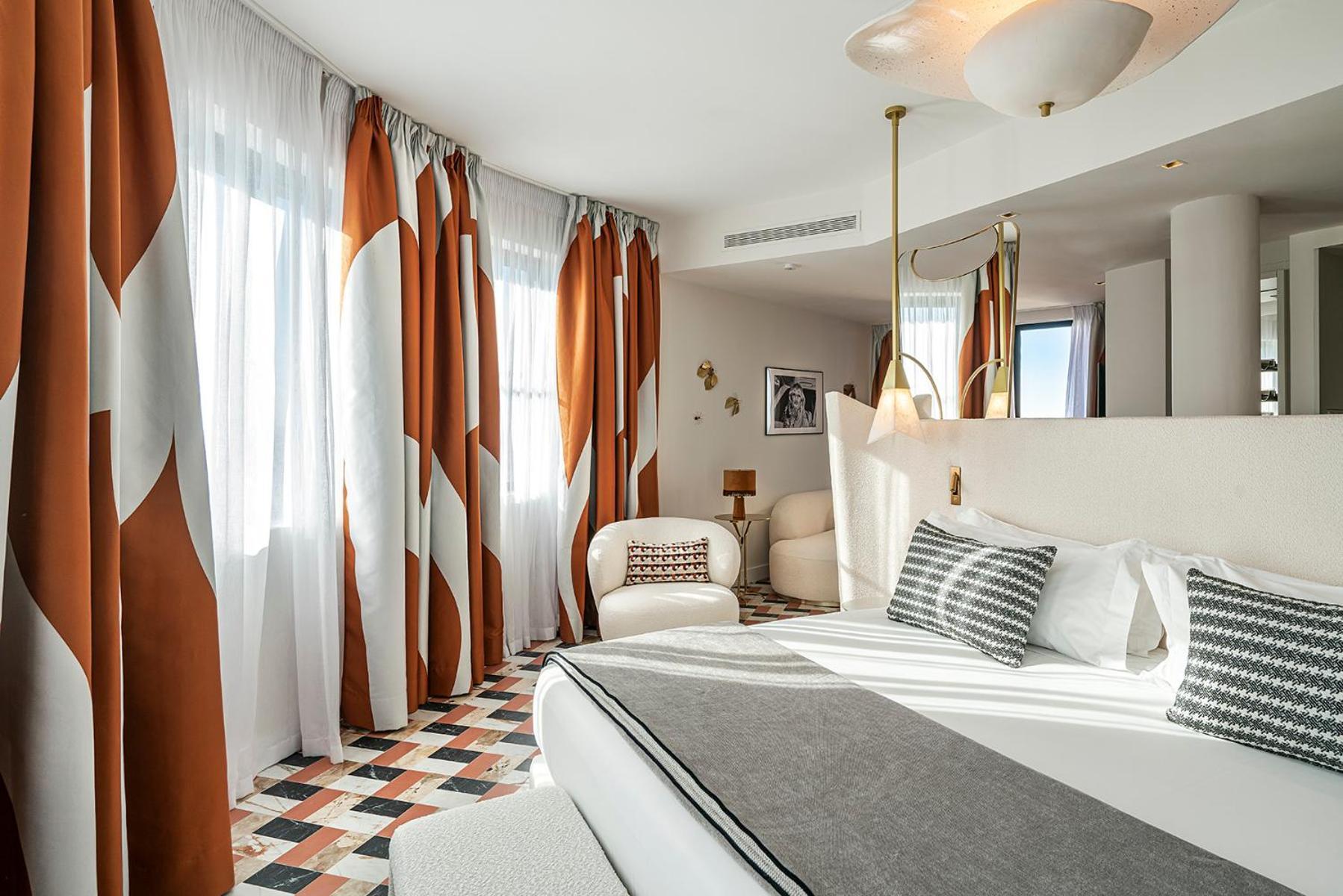 Hotel Vincci Capitol 4*
