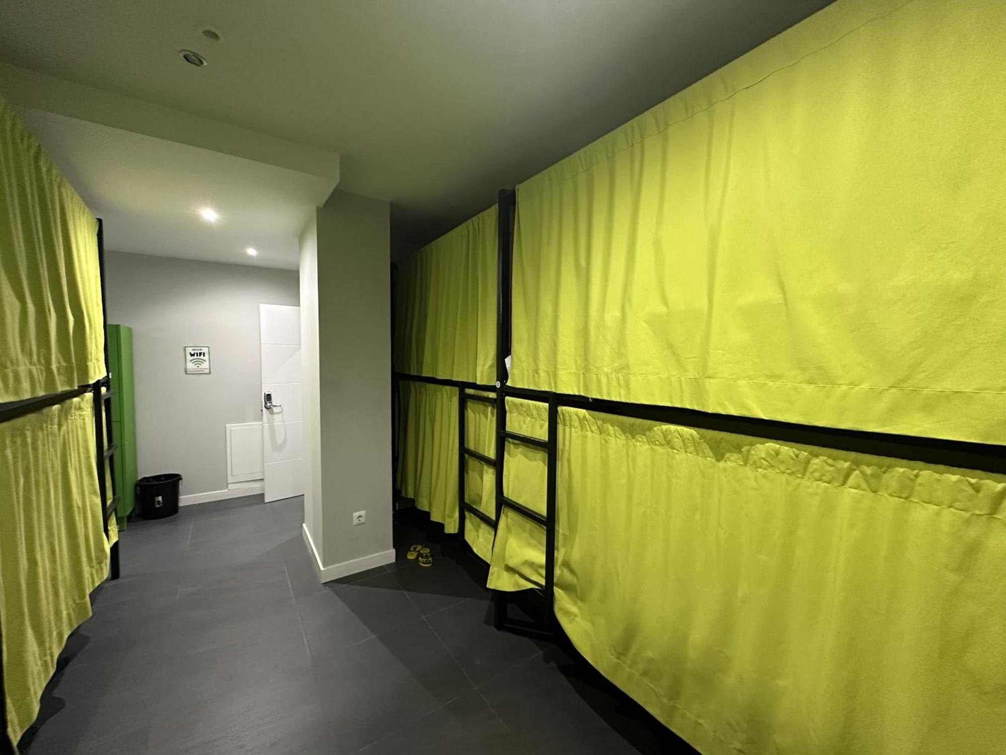Madriz Hostal