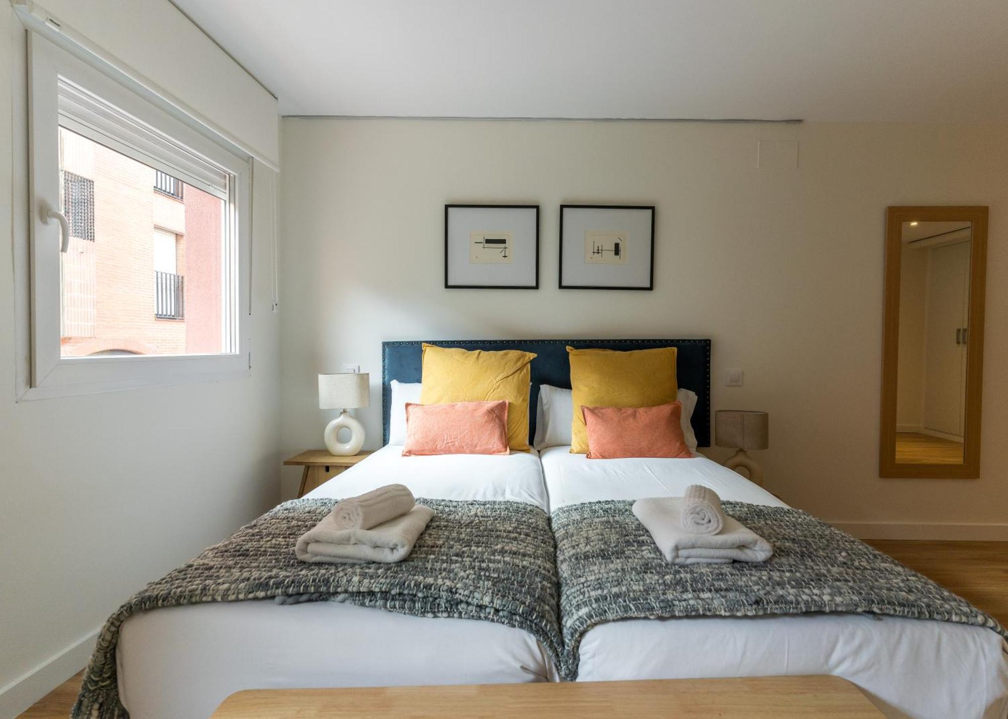 Apartamento Stylish Duplex - 1 Bd 1bth- Plaza Castilla *