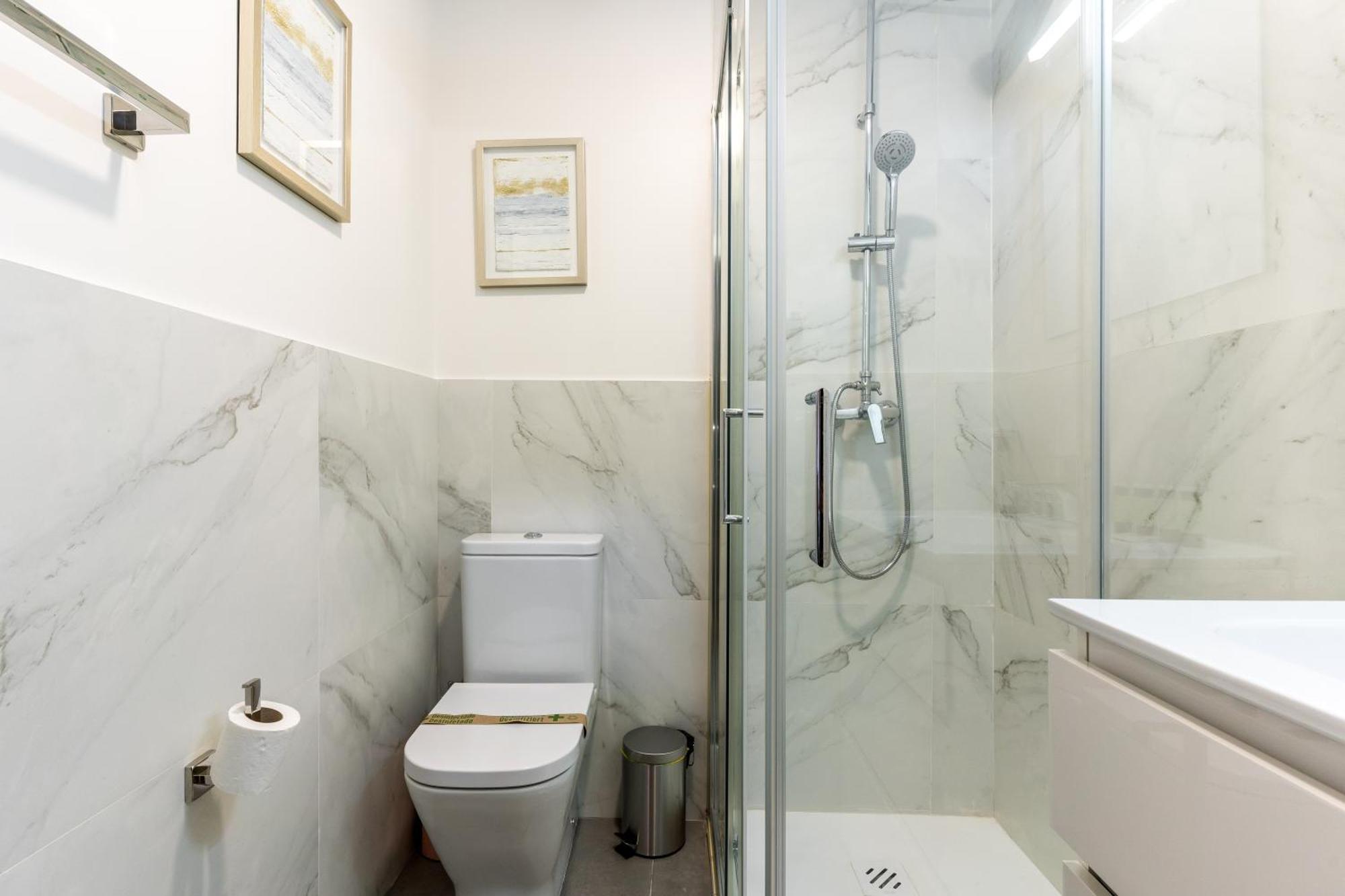 Stylish Duplex - 1 Bd 1bth- Plaza Castilla Apartamento *