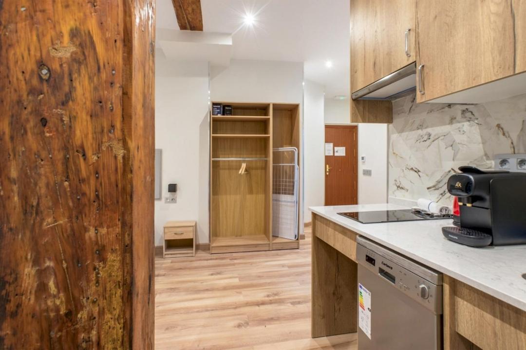 1 Bedroom 1 Bathroom Furnished - Justicia - Cozy - Mintystay Apartment *