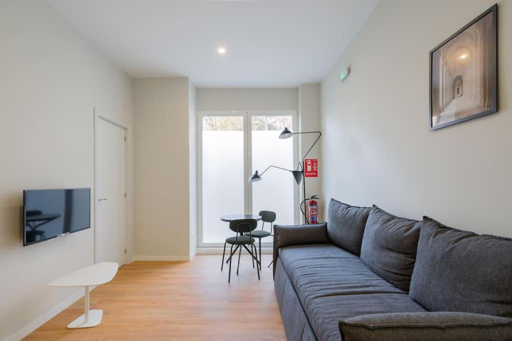 Ideal Flat For Groups Of 6 People-fp12