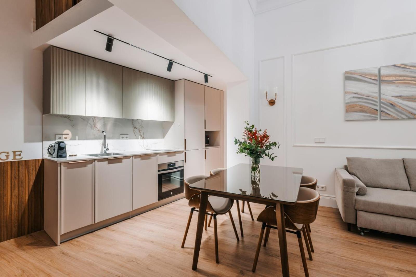 Stunning Near Gran Via Metro * Madrid