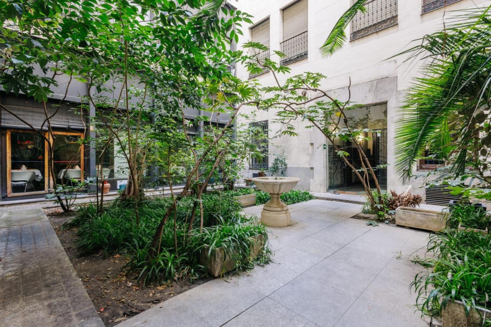 Stunning Near Gran Via Metro *