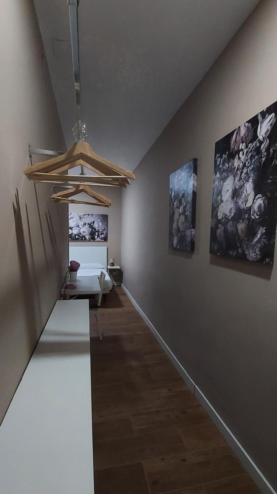 Oyo Residencial Doña Berenguela 2*