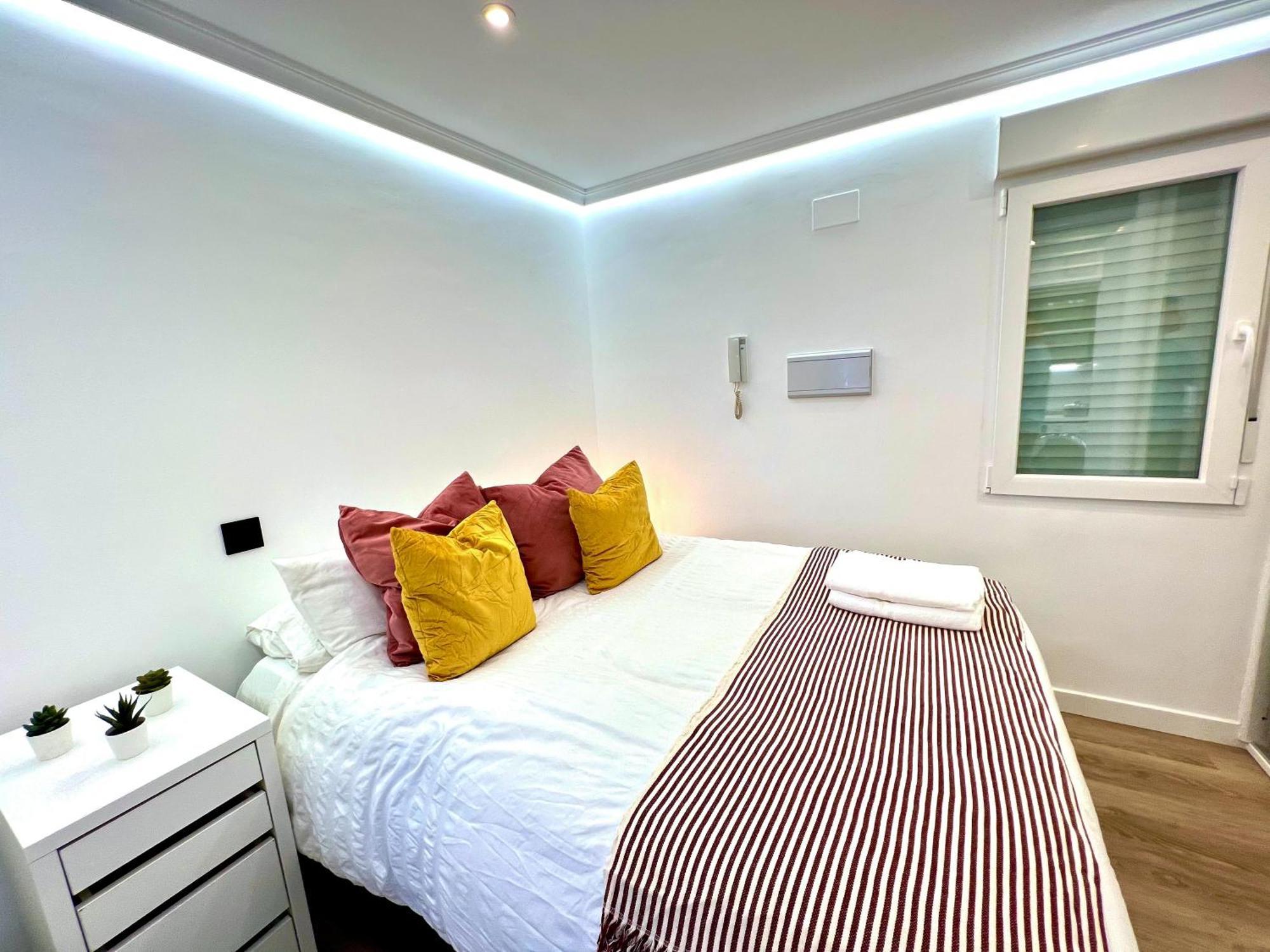 In The Heart Of Madrid-piso En Malasana Apartment *