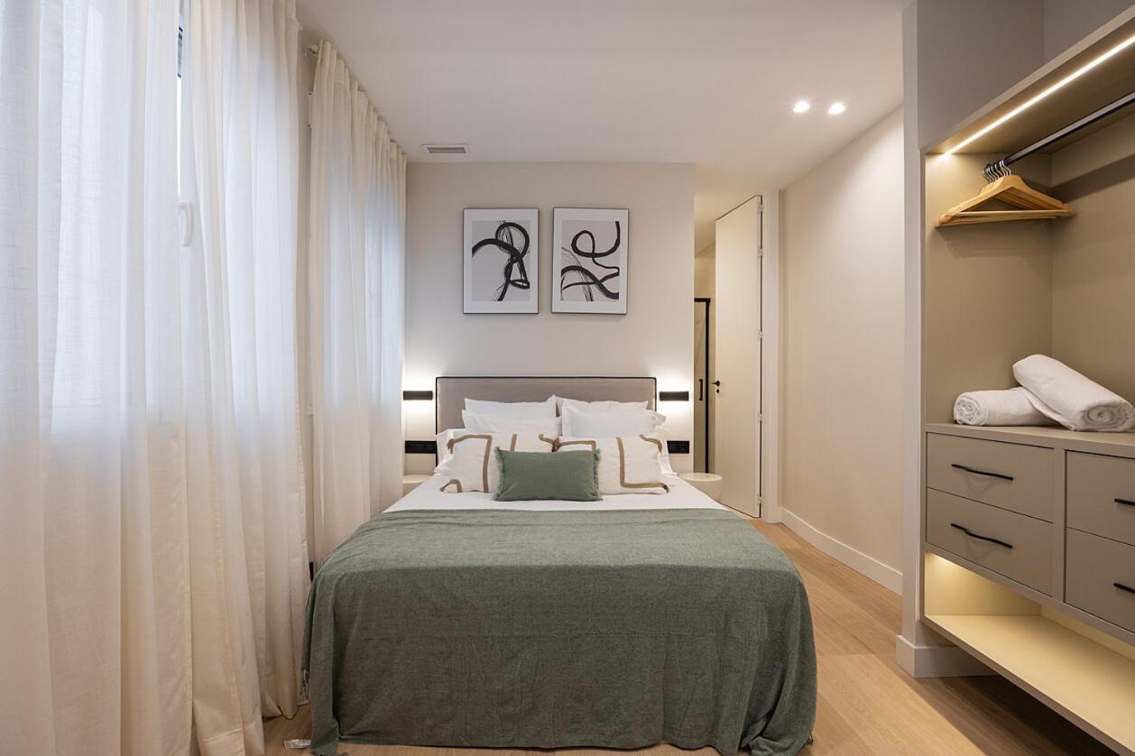 Gran Via Xv Calle De Conchas 4br 4bh Apartamento