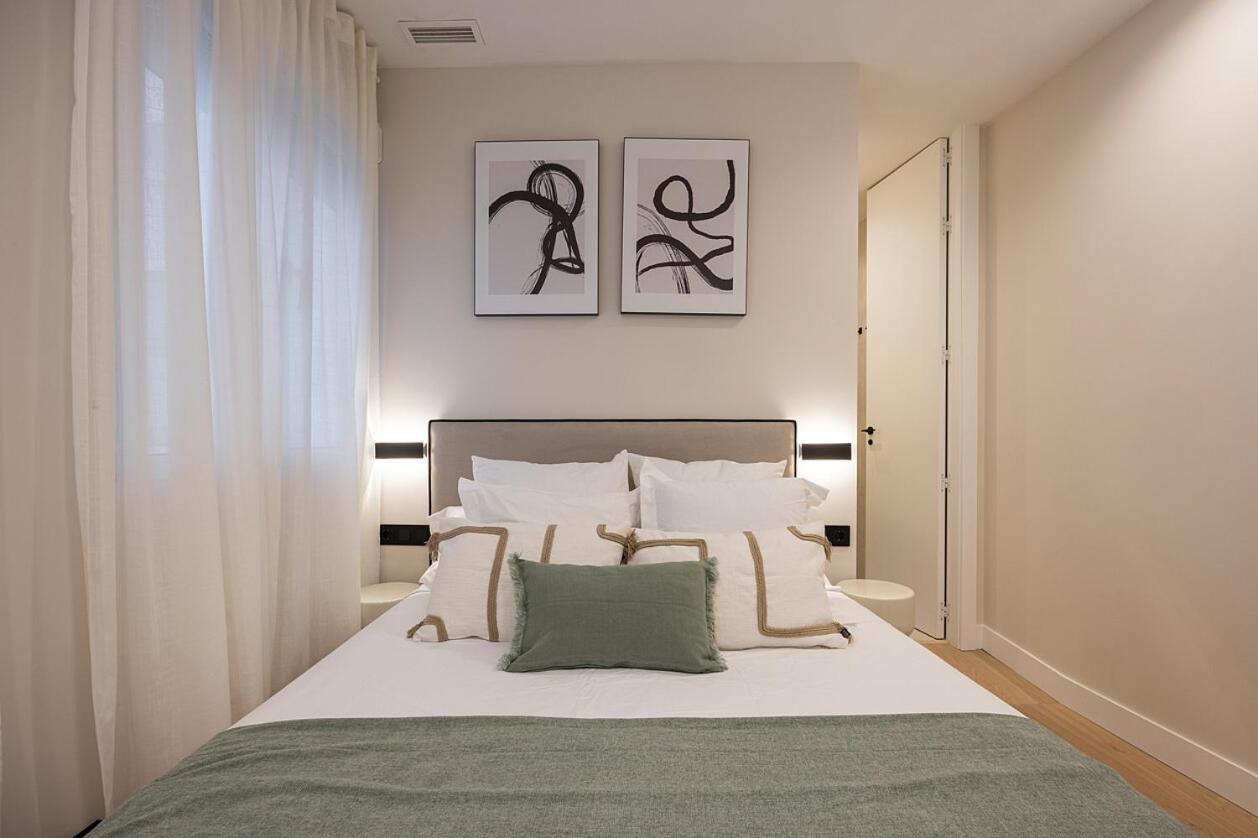 Apartment Gran Via Xv Calle De Conchas 4br 4bh