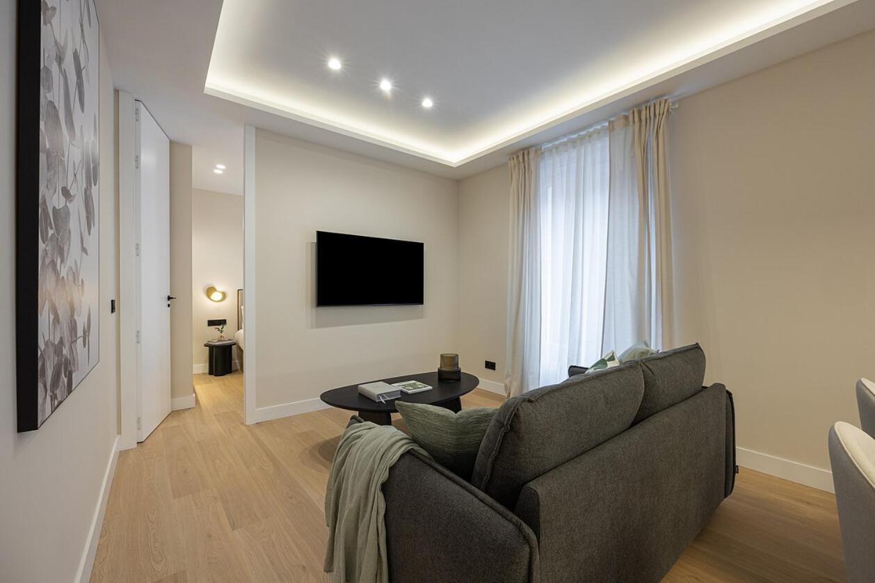 Gran Via Xv Calle De Conchas 4br 4bh Madrid