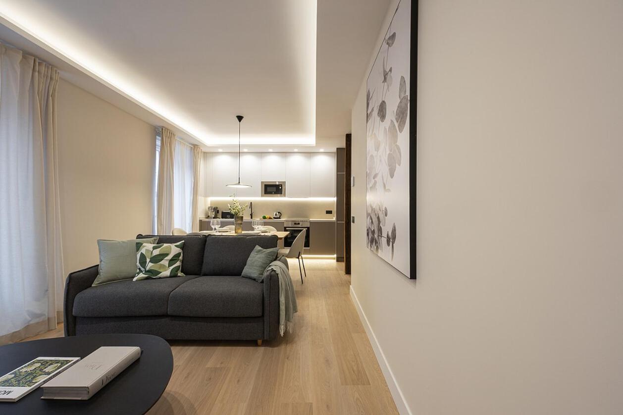Apartment Gran Via Xv Calle De Conchas 4br 4bh *