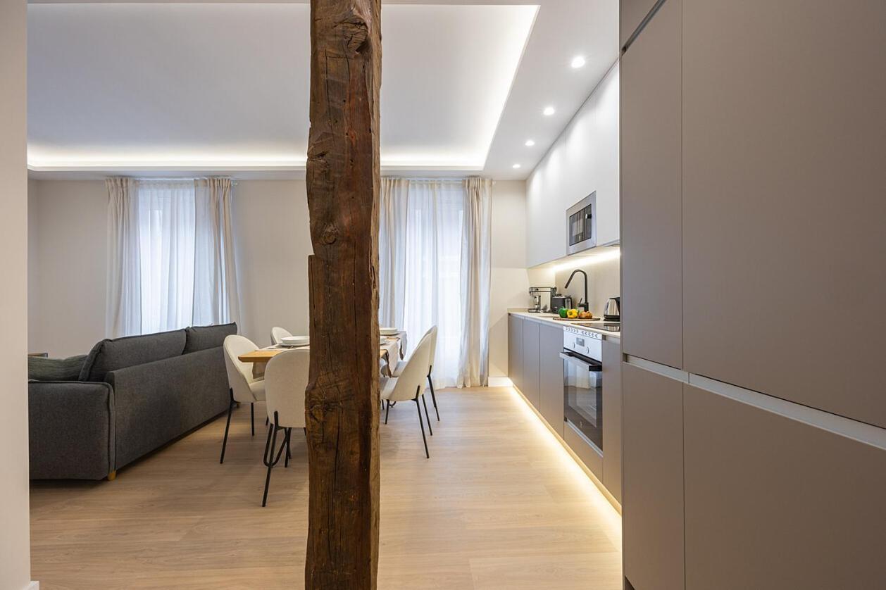 Gran Via Xv Calle De Conchas 4br 4bh Apartment *