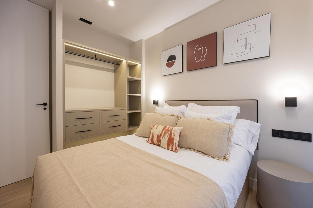 Gran Via Xv Calle De Conchas 4br 4bh * Madrid