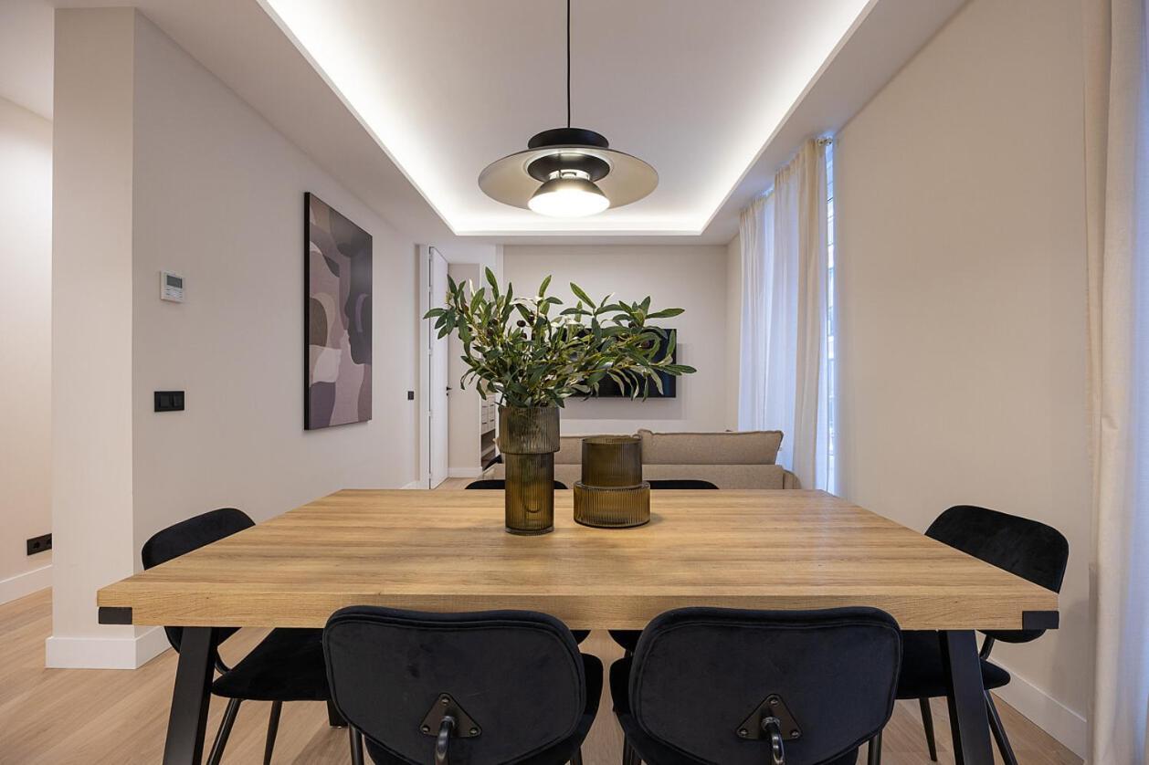 Apartment Gran Via Xv Calle De Conchas 4br 4bh