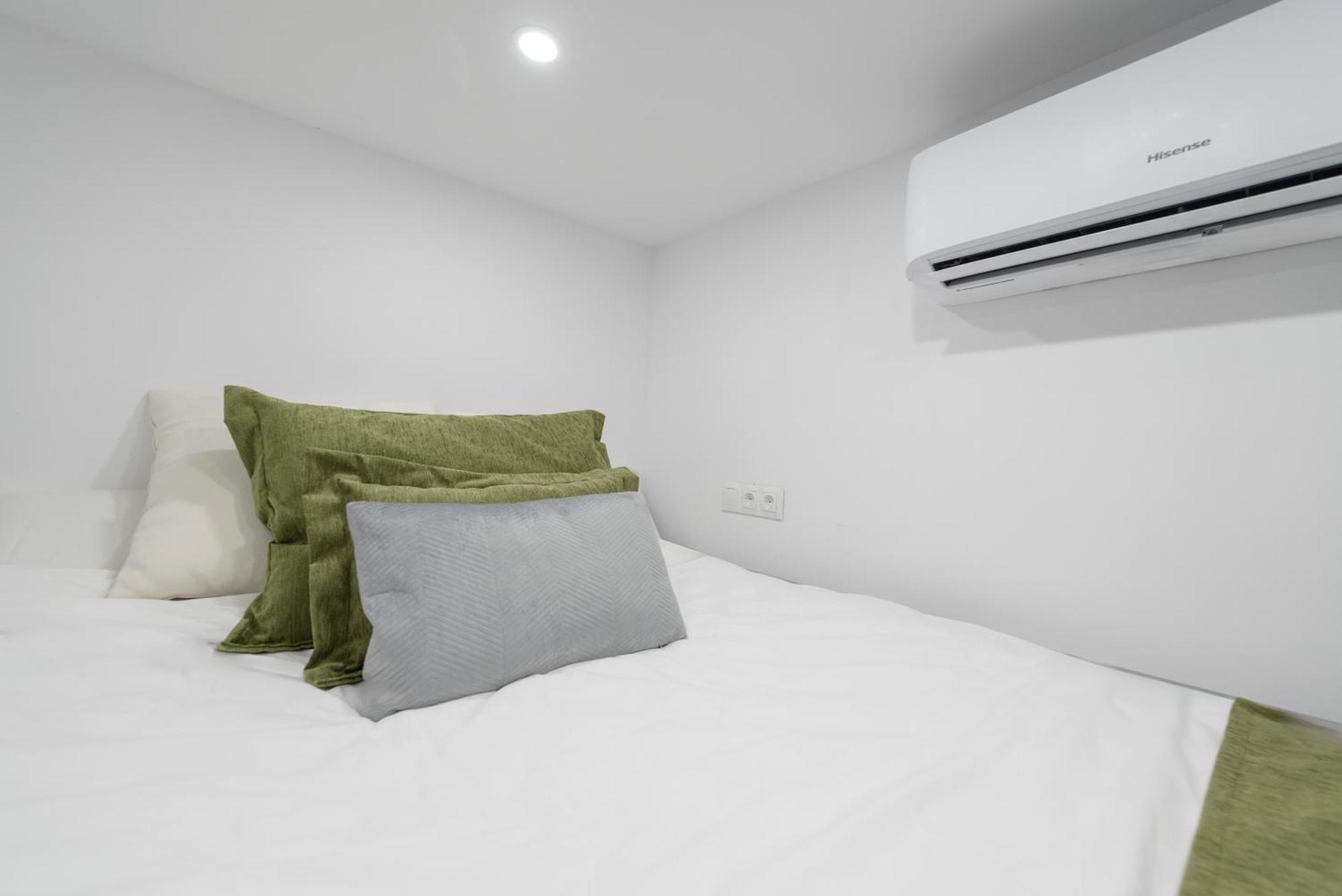 Apartamento Palacio Real Downtown,by Monaro*****