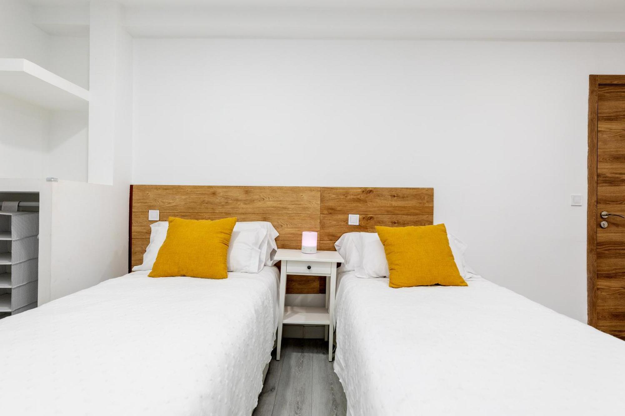Jacinto Benavente Centro Apartment *