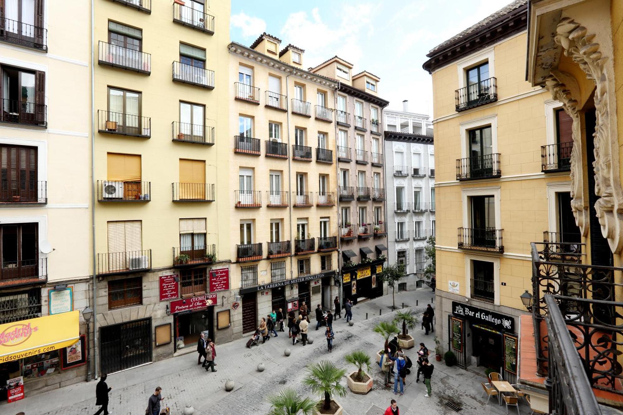 Macarena Pensión Madrid