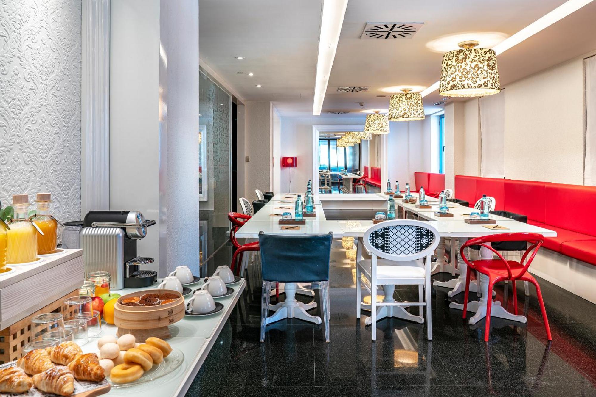 Vincci Vía - 66 Hotel 4*