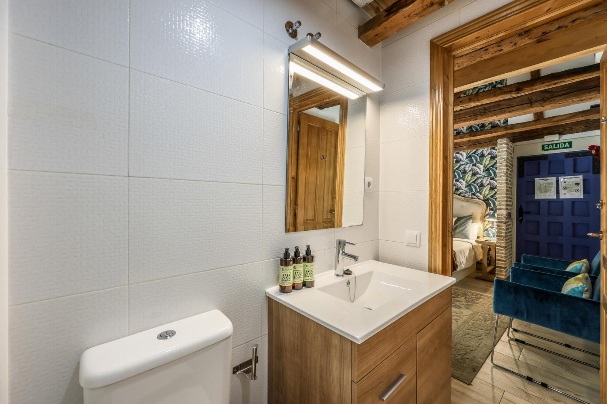 Amazinn Places Noviciado 7 Apartamento Madrid