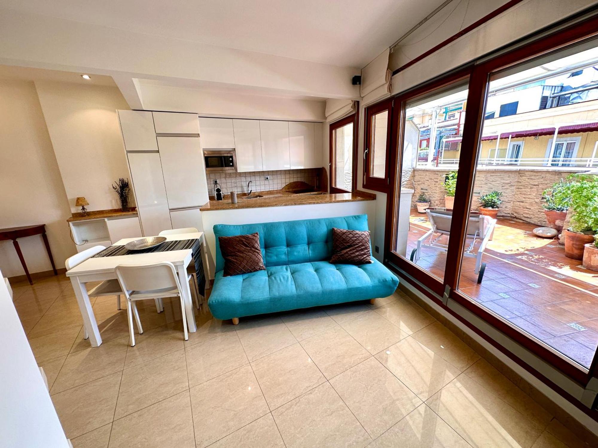 Far Gran Via Hostel *