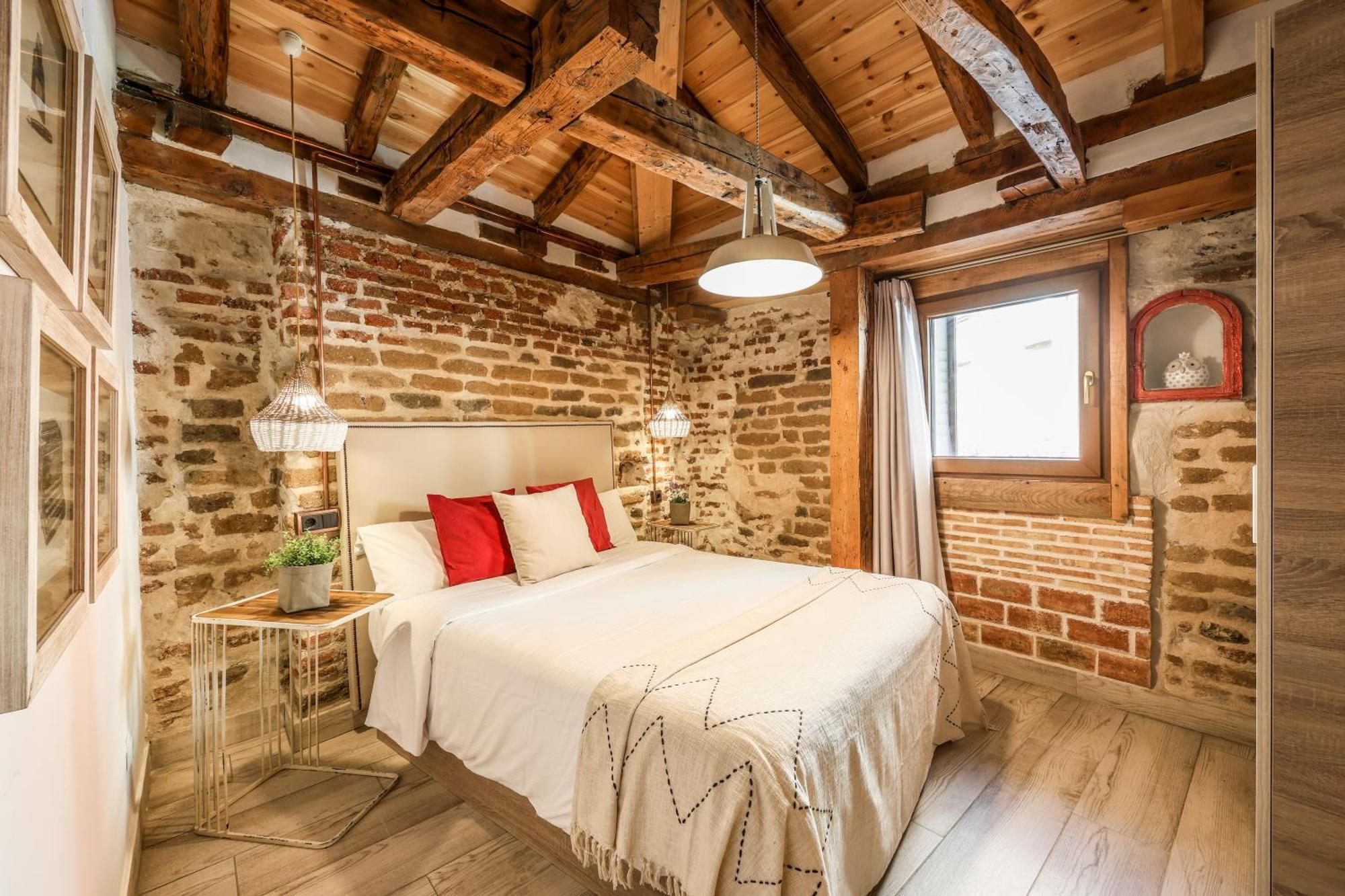 Amazinn Places Malasana Madrid