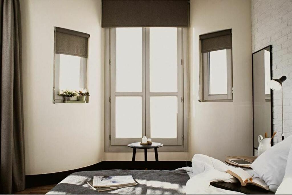 Room00 Ventura Hostal