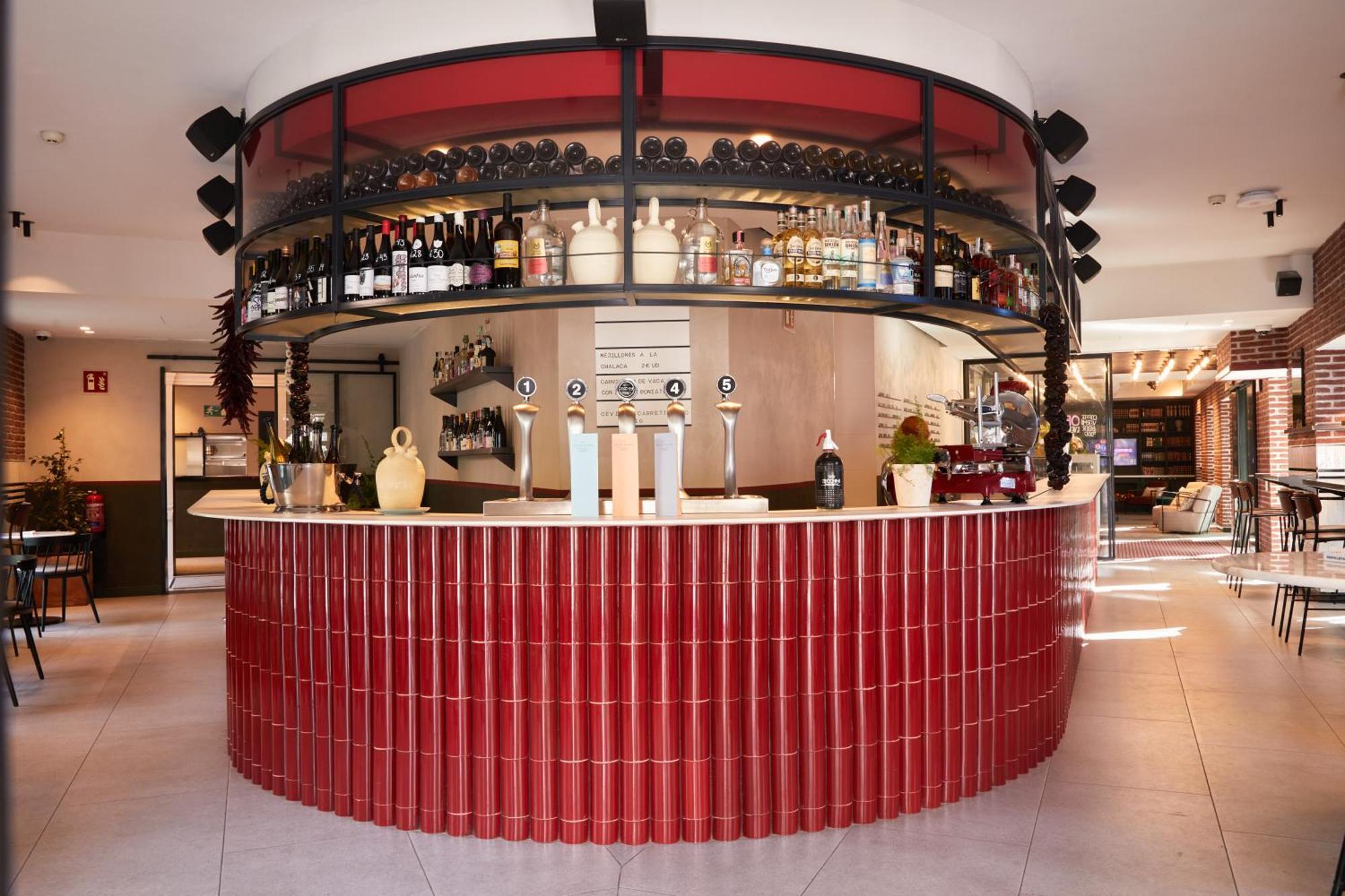 Hostel Latroupe Prado Madrid