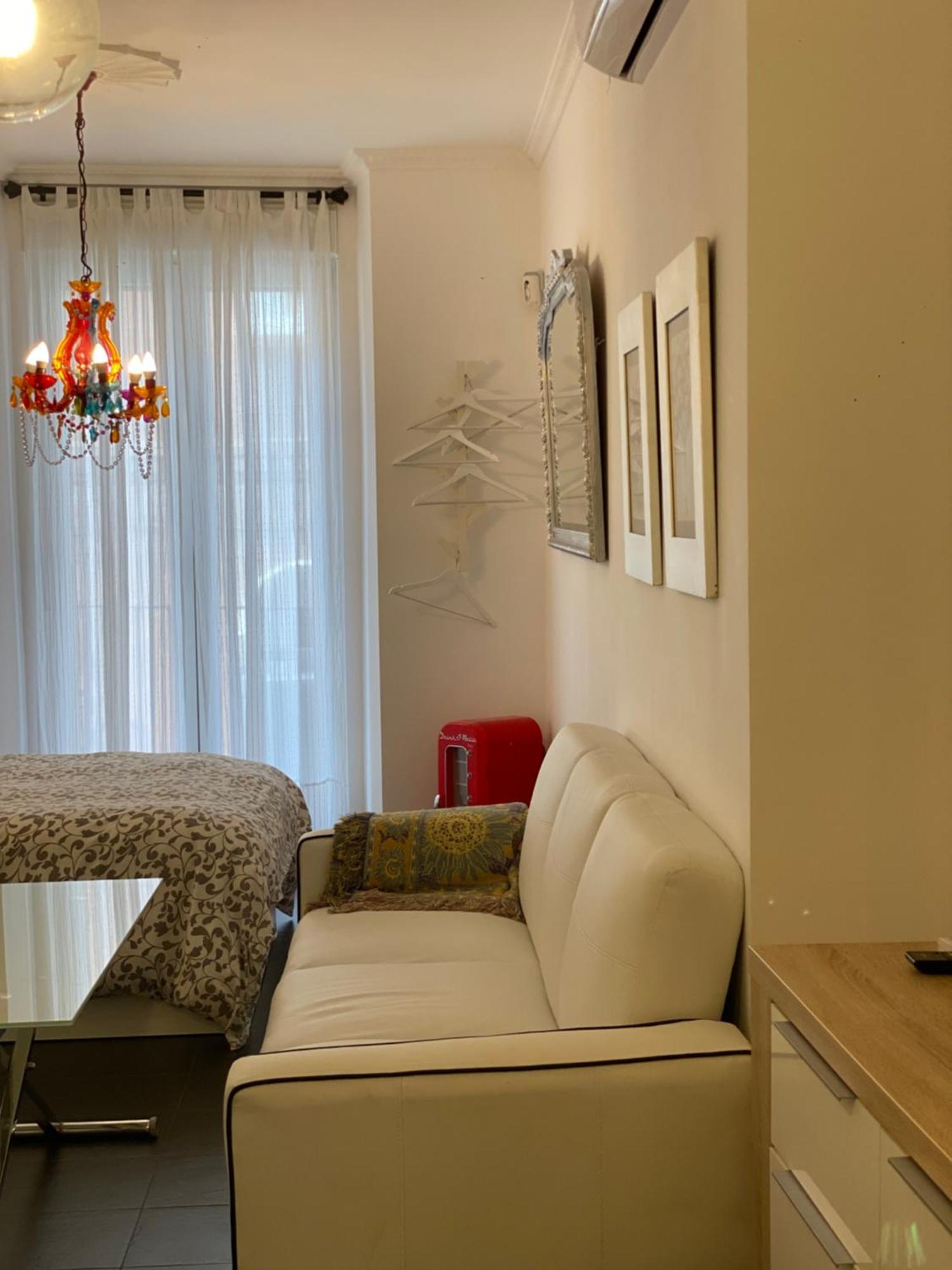 Apartamento Precioso Estudio En Malasaña *