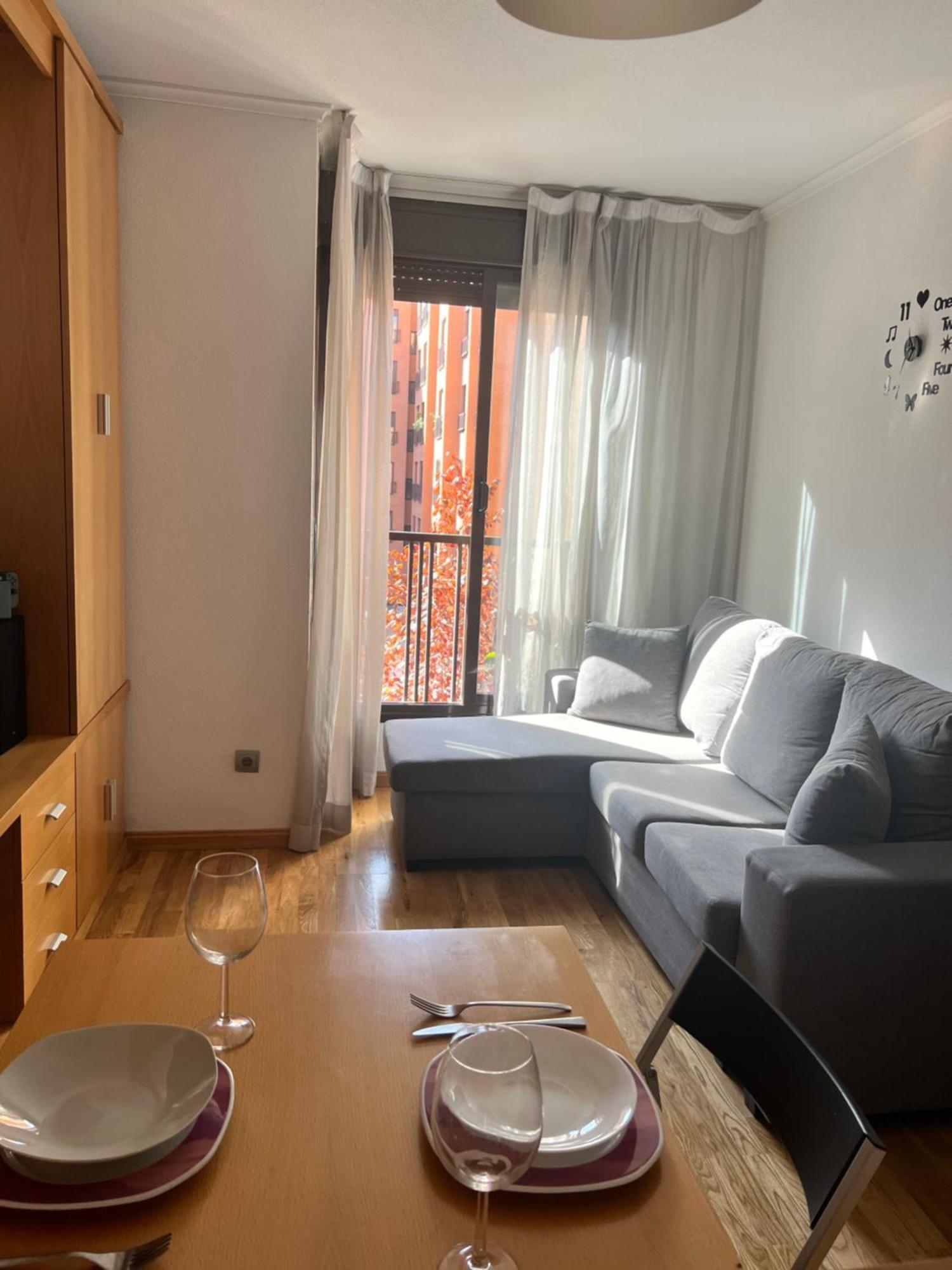 Apartamento Samaniego Suite, Airport, Ifema Turistico Madrid